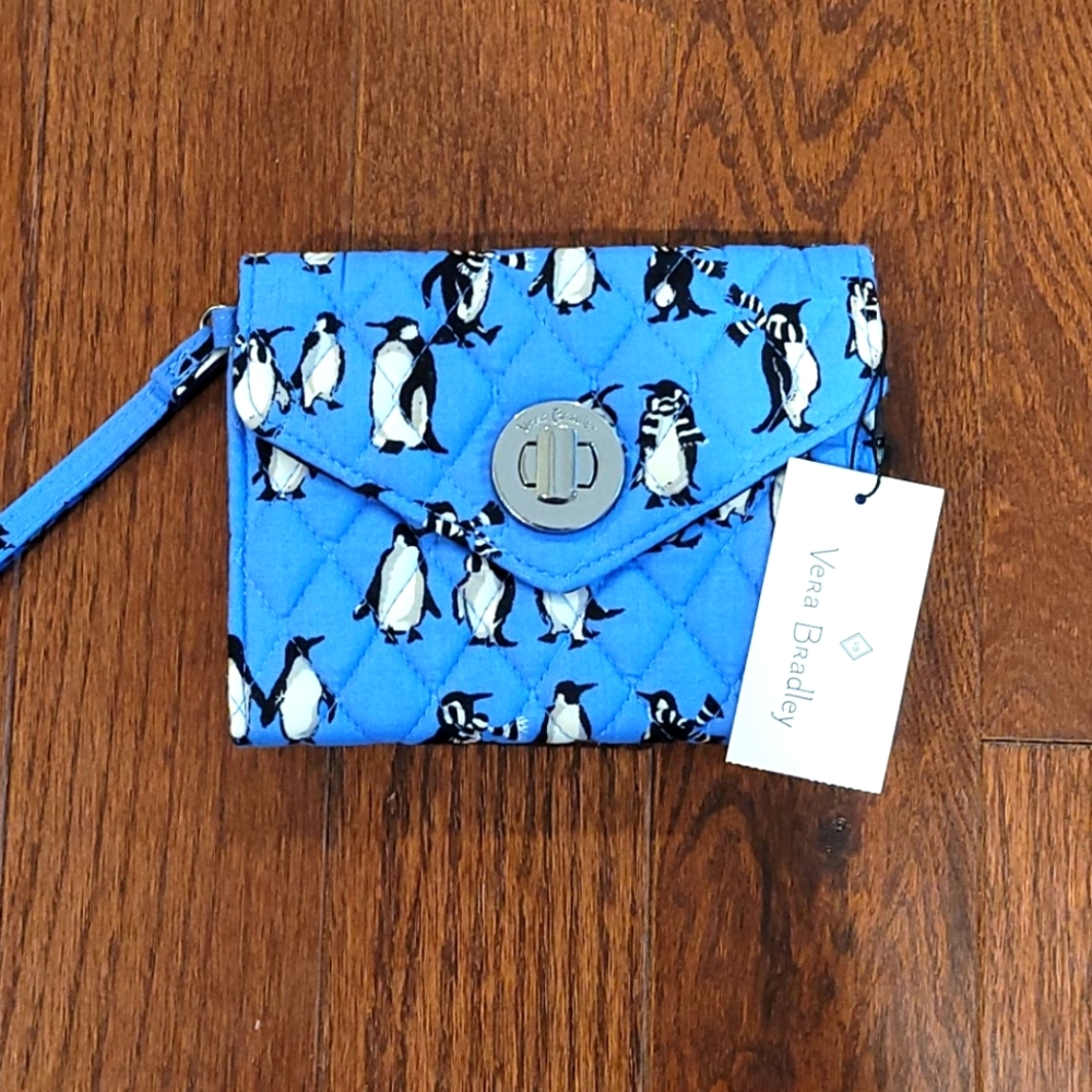 Vera bradley wristlet